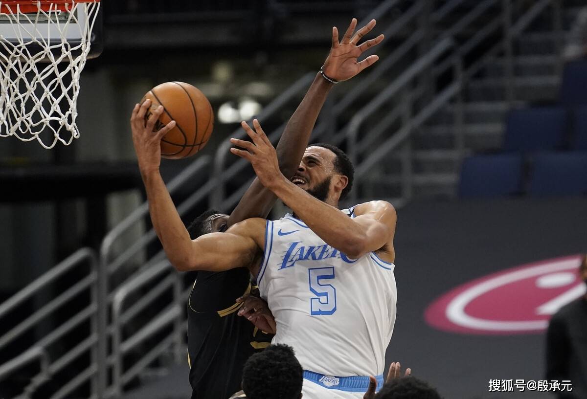 jiuyou游戏中心-太狠了！Rookie在TES比赛中状态火爆德甲国际比赛日刷纪录，多伦多猛龙围绕NBA总决赛回应争议